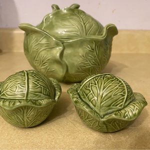 Holland 3 piece dinner set.